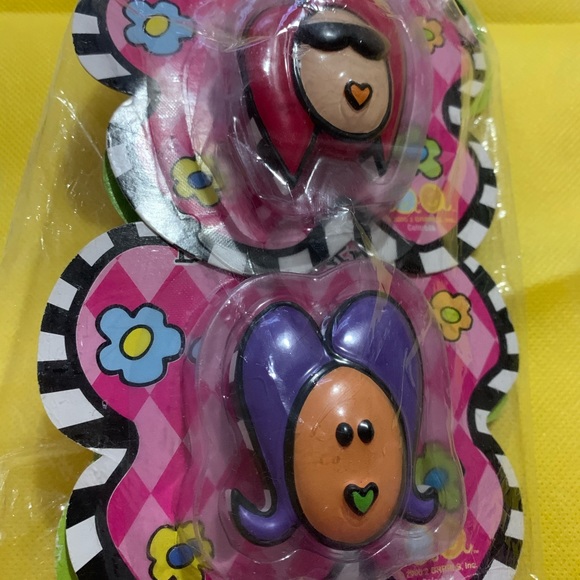 Drawer pulls/knobs. - Picture 6 of 6